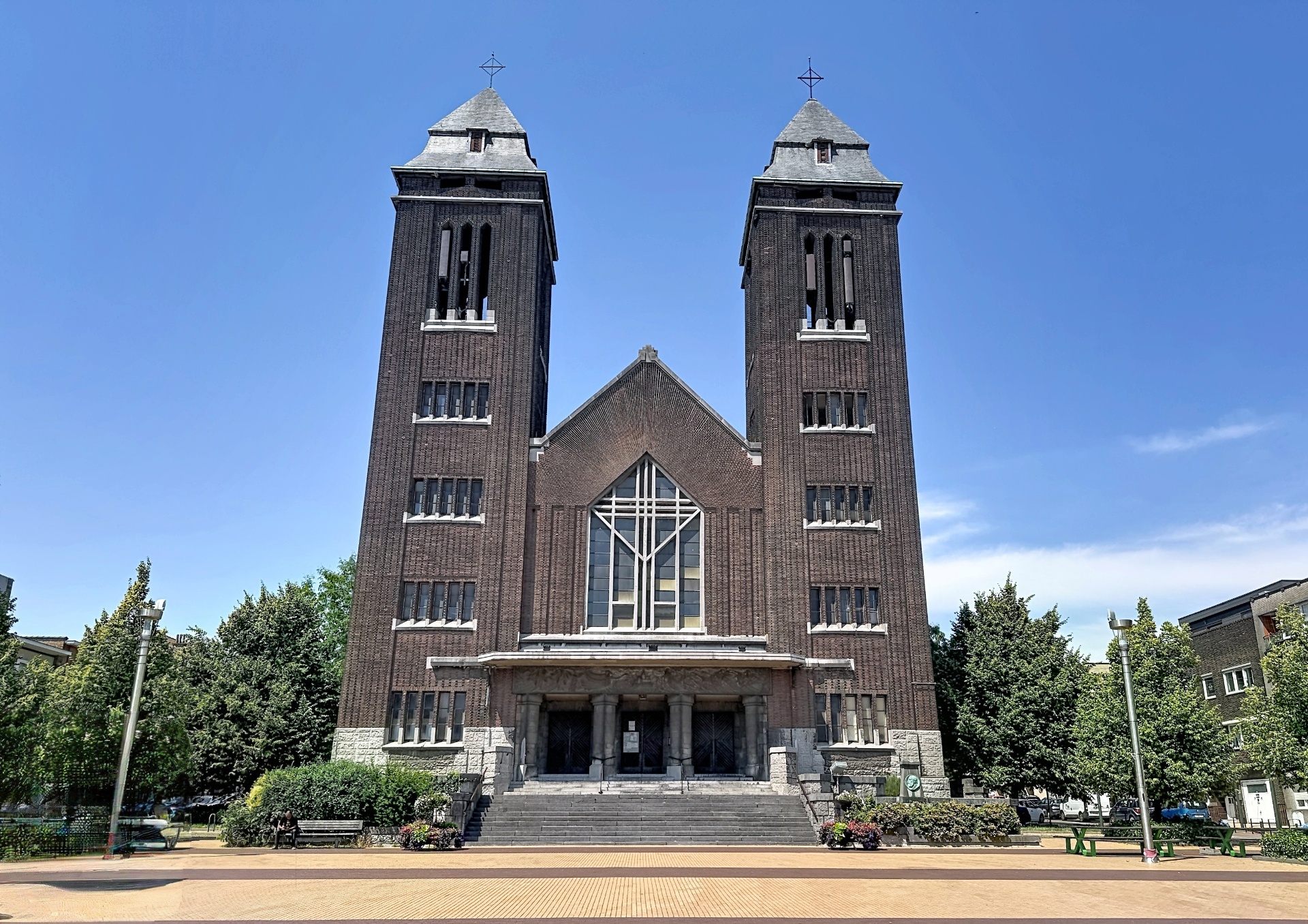 L'église des Saints-Pierre-et-Paul à Neder-Over-Heembeek