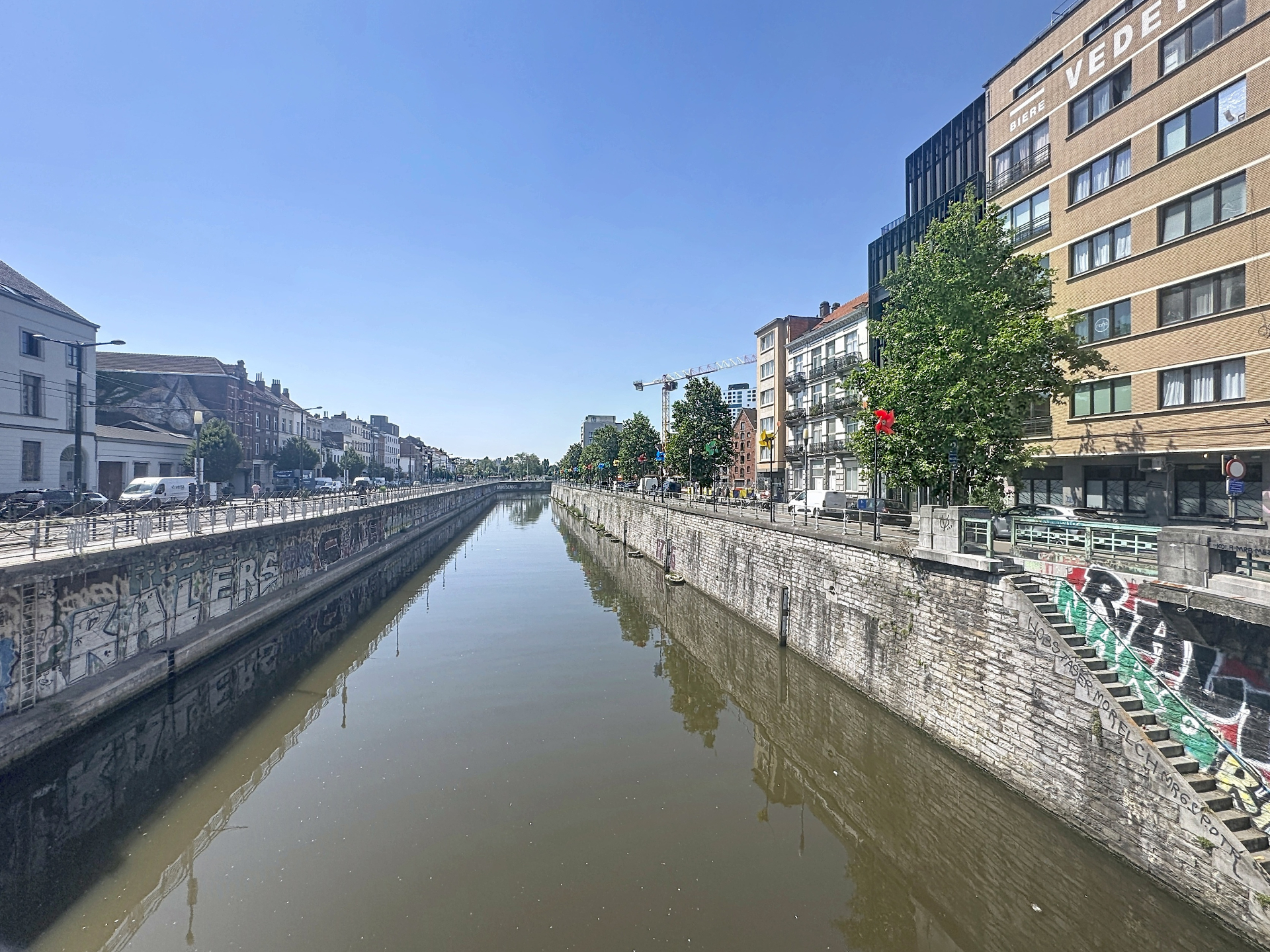 Les berges du canal à Molenbeek